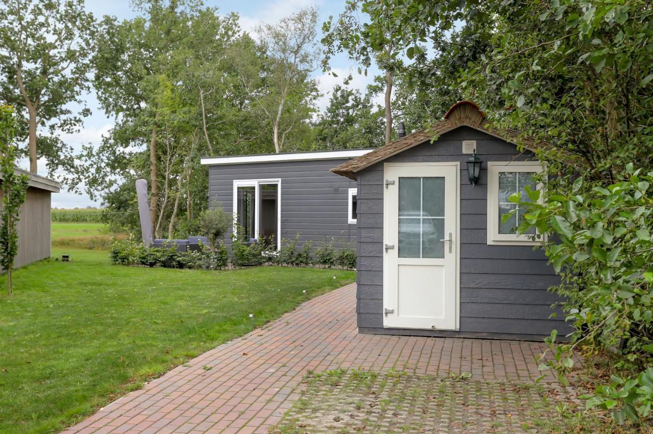 Landelijk Chalet 87 Oosterwolde  Ngoại thất bức ảnh